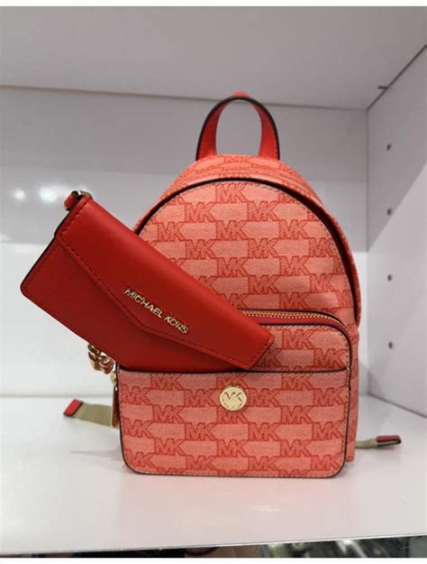 mochila michael kors brasil|Mehr.